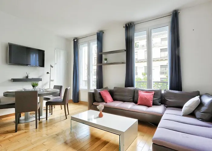 Appartement Quartier Champs-Elysees 4 Free Netflix